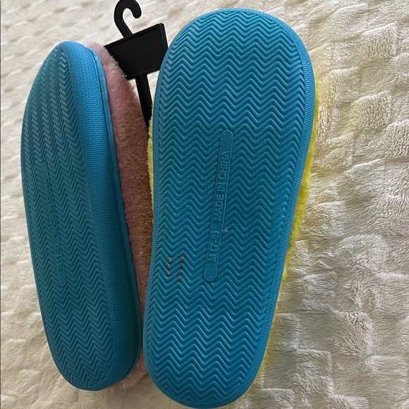 Women’s SpongeBob SquarePants & Patrick Fuzzy Sparkly Slippers - Pink and Yellow - Picture 7 of 10